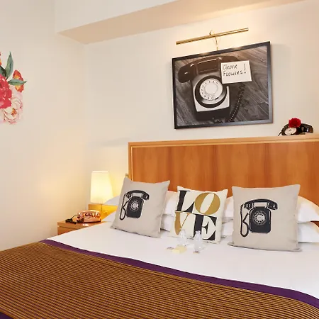 Ξενοδοχείο Waldorf Trocadero Tour Eiffel 4*