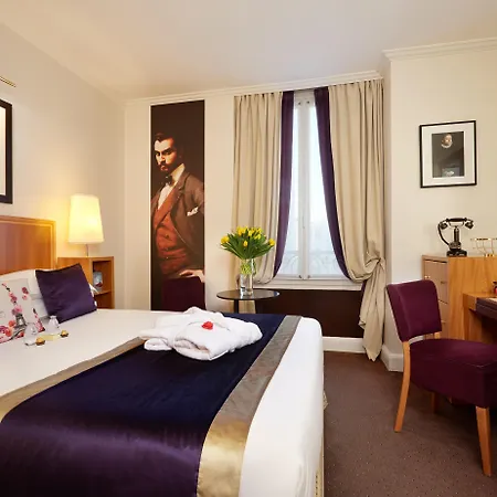 Hotel Waldorf Trocadero Tour Eiffel 4*