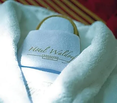 Waldorf Trocadero Tour Eiffel 4* Paryż