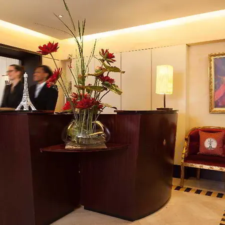 Waldorf Trocadéro Tour Eiffel 4*