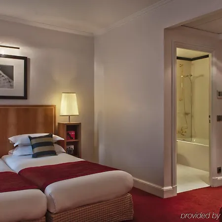 Waldorf Trocadero Tour Eiffel Hotel