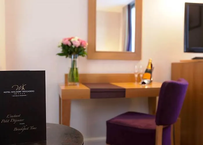 Hotel Waldorf Trocadero Tour Eiffel París