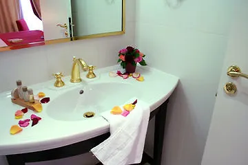 Waldorf Trocadero Tour Eiffel 4*