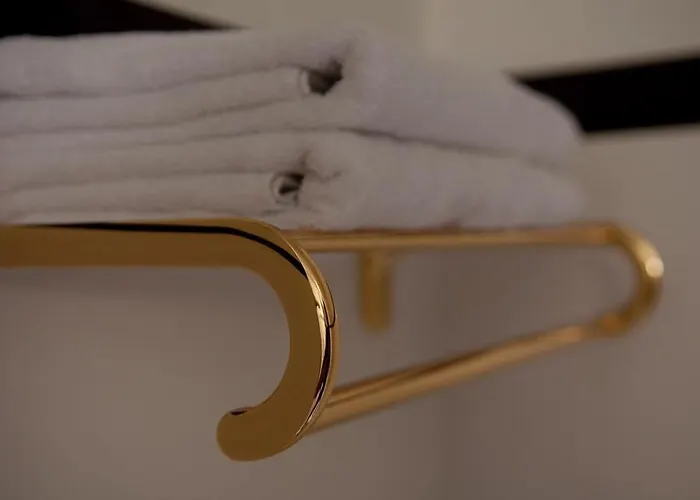 Hotel Waldorf Trocadero Tour Eiffel 4*