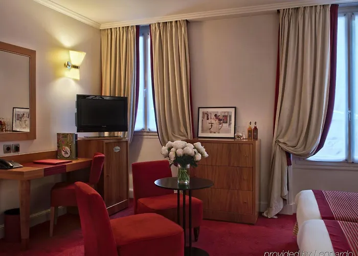 Hotel Waldorf Trocadero Tour Eiffel 4*