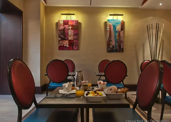 Waldorf Trocadero Tour Eiffel Hotel