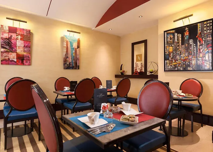 Waldorf Trocadero Tour Eiffel 4*